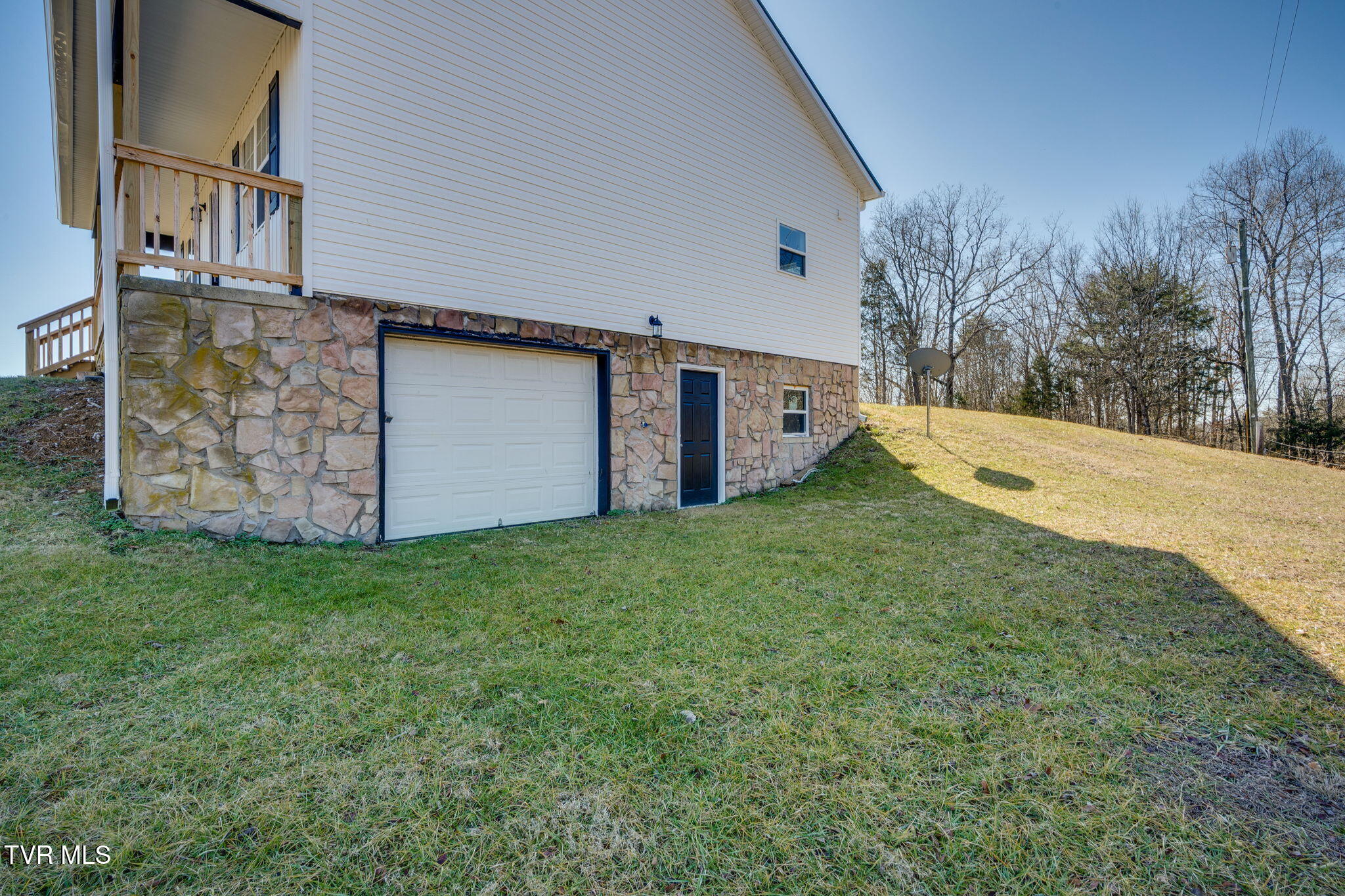 2269 Valleydale Road Mosheim, TN 37818 - Photo 35 of 42 034
