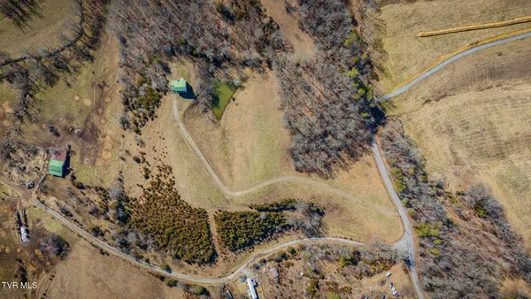 $450,000 | 2269 Valleydale Road, Mosheim, TN 37818