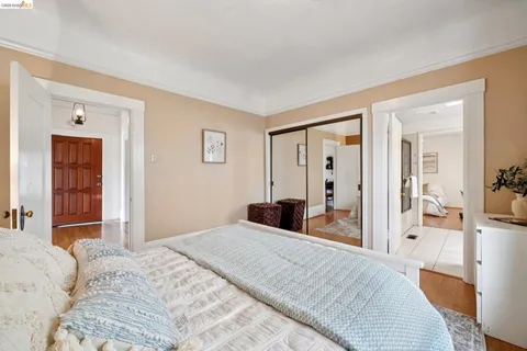 $1,099,000 | 892 Laurel Street, Alameda, CA 94501