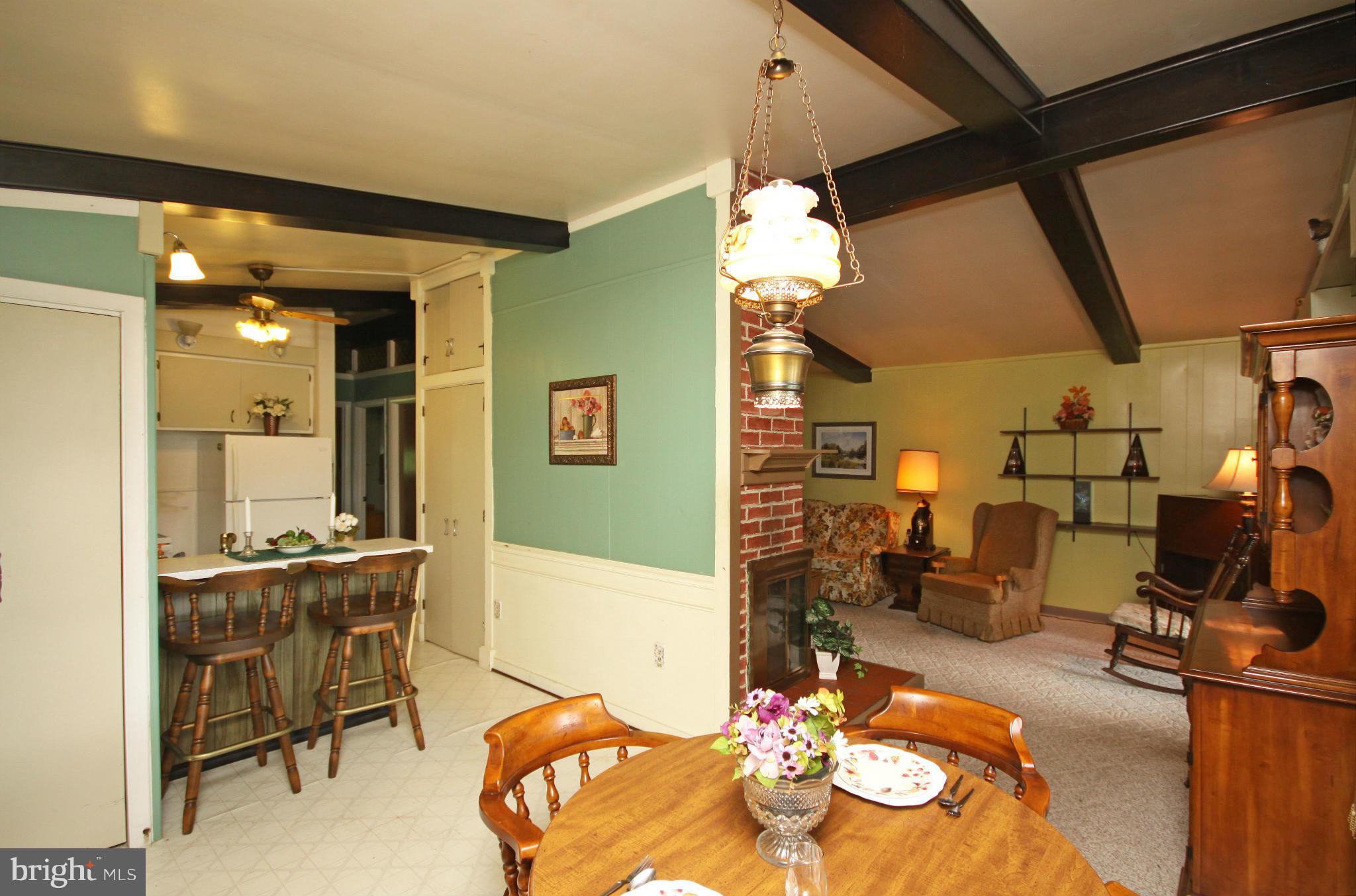 1711 River Road Annapolis, MD 21409 - Photo 22 of 29 Dining Room