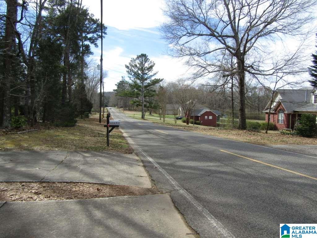 6077 Red Hollow Road Birmingham, AL 35215 - Photo 3 of 39
