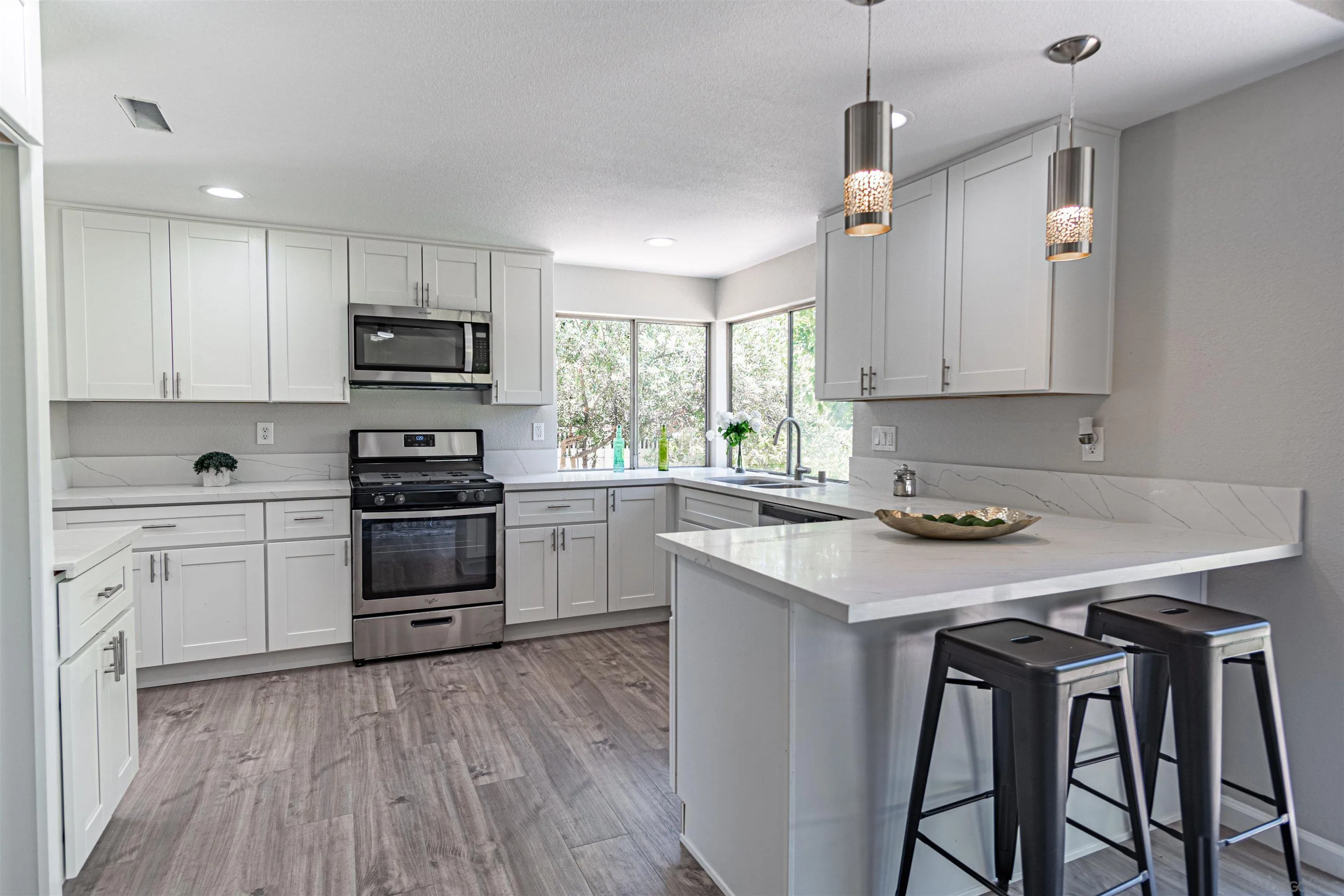 2720 Grade Place Spring Valley, CA 91977 - Photo 4 of 36 Gallery Image 4
