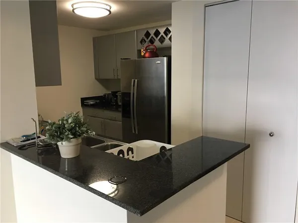 $3,200 | 1861 Northwest S River Drive, Unit 2008, Miami, FL 33125