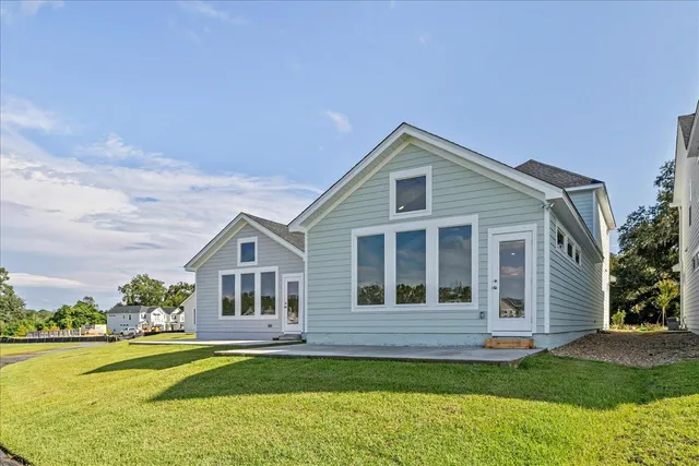 $2,700 | 5646 Native Oak Drive, Tallahassee, FL 32317