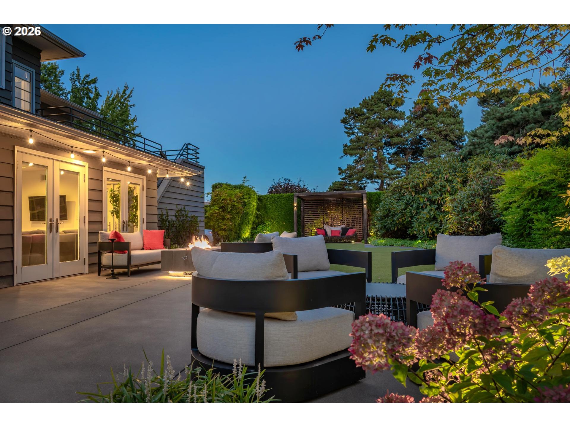 2878 Northwest Cumberland Road Portland, OR 97210 - Photo 12 of 46 Gallery Image 12
