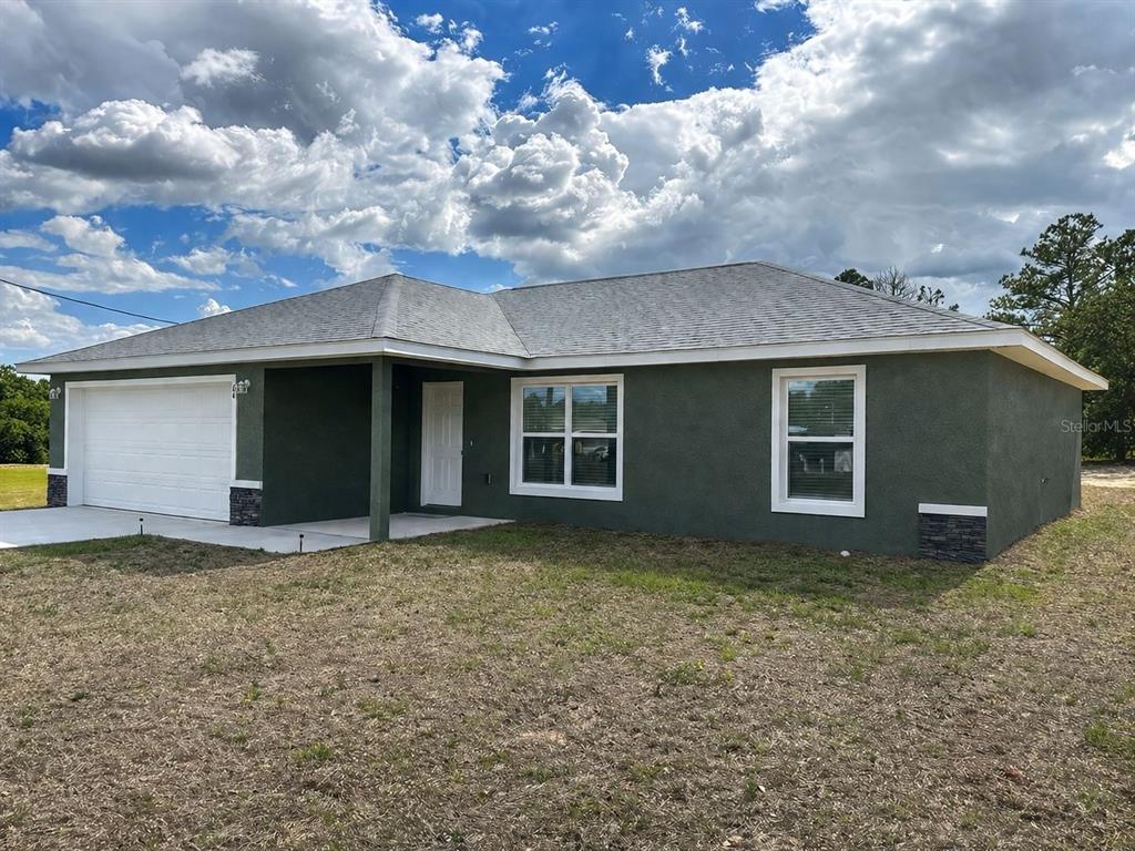 64 Ash Road Ocala, FL 34472 - Photo 2 of 10 Gallery Image 2