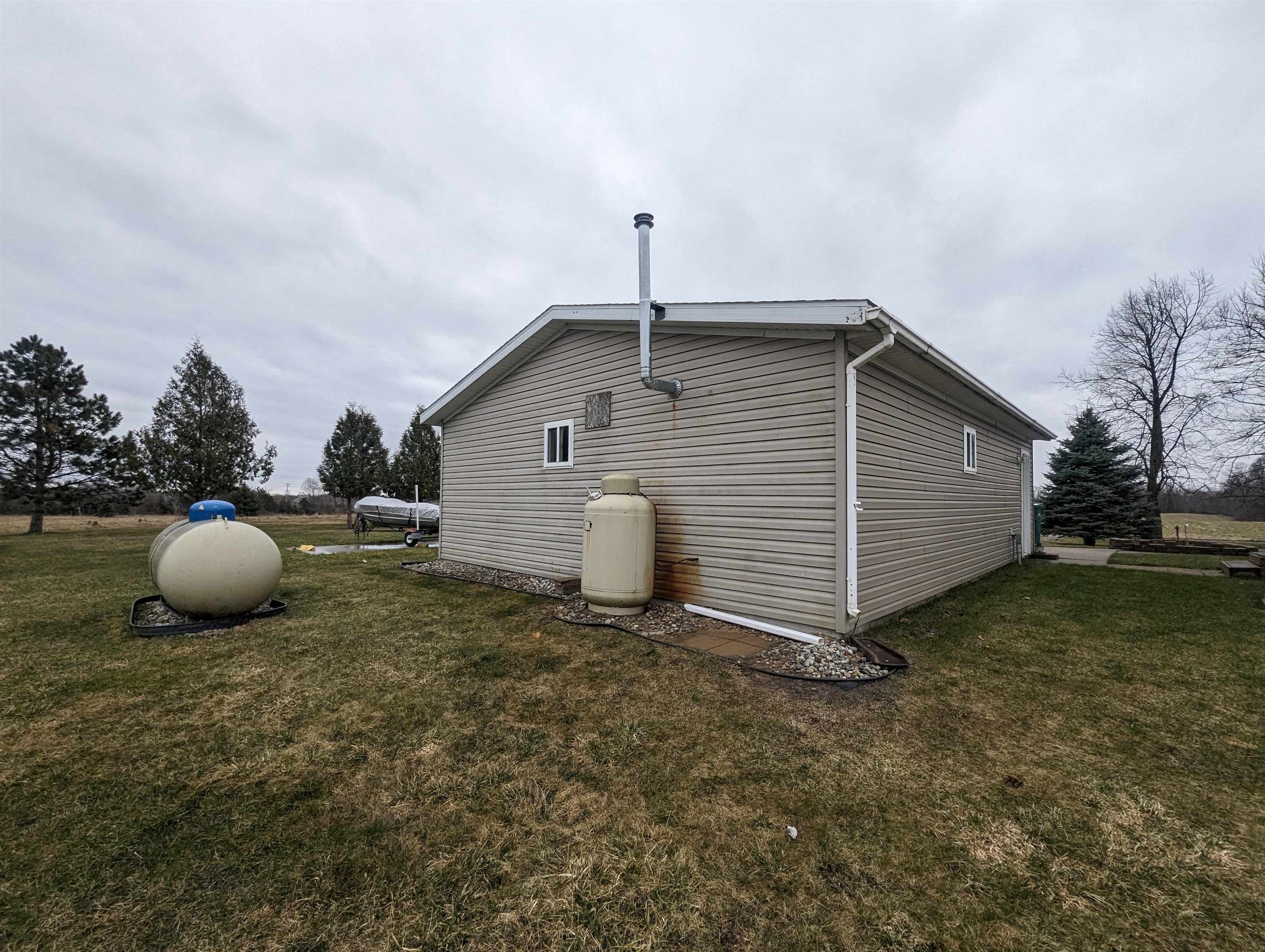 6250 Ellison Road Sterling, MI 48659 - Photo 7 of 51