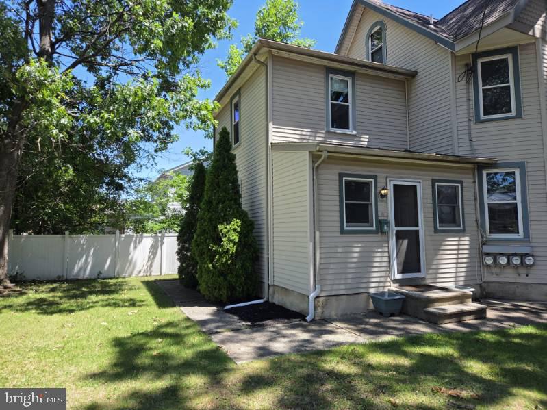 238 South Pavilion Avenue Riverside, NJ 08075 - Photo 4 of 9