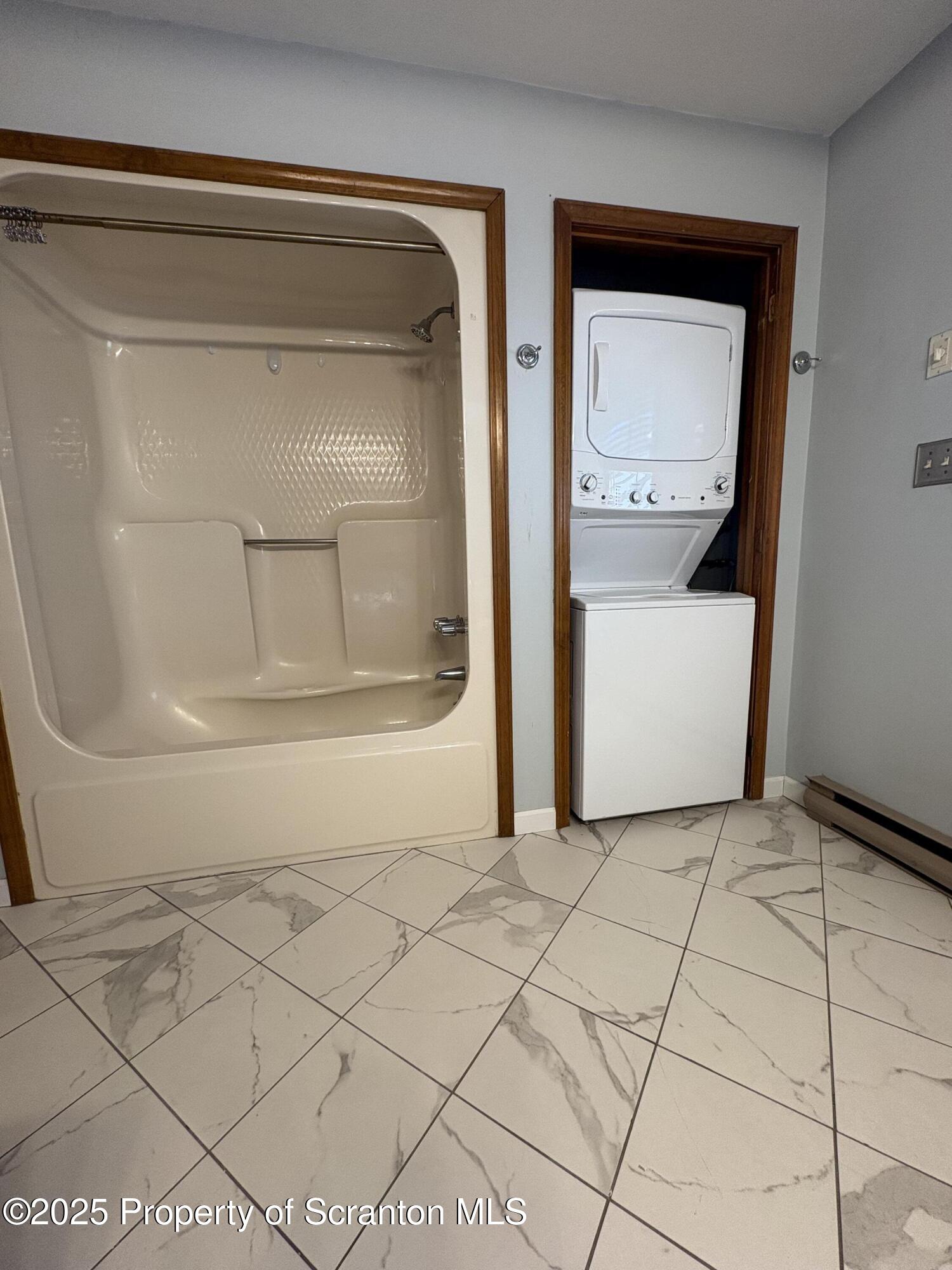 559 Penn Avenue, Unit A Mayfield, PA 18433 - Photo 9 of 9