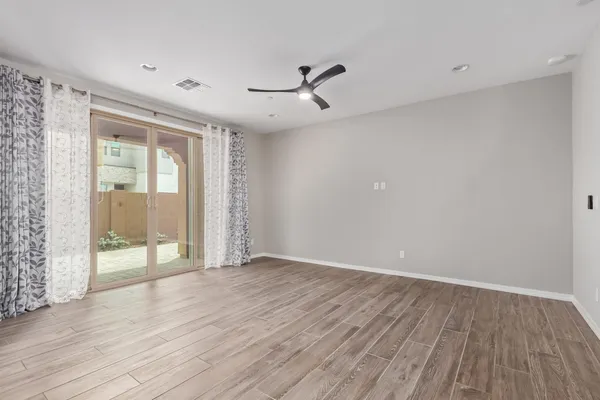 $2,750 | 1667 South Wallrade Lane, Gilbert, AZ 85295