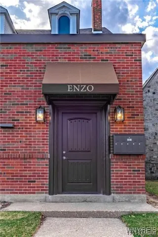 $1,300 | 644 Park Place, Unit 1B, Niagara Falls, NY 14301