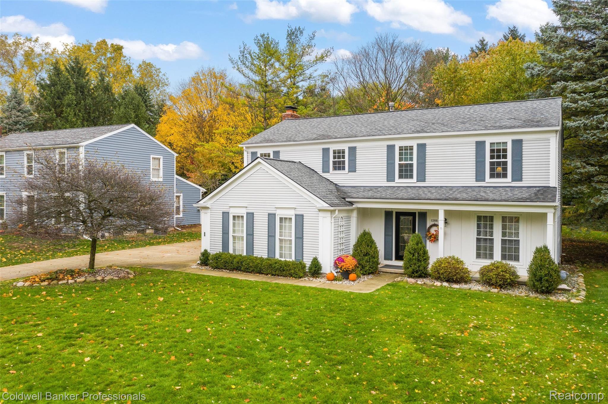 1288 Barneswood Ln-4.jpg