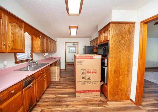 $379,900 | 250 Garden Lakes Drive, Blacksburg, SC 29702