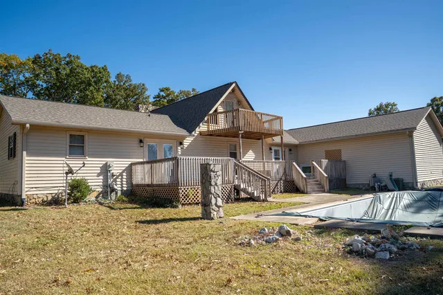 $379,900 | 250 Garden Lakes Drive, Blacksburg, SC 29702