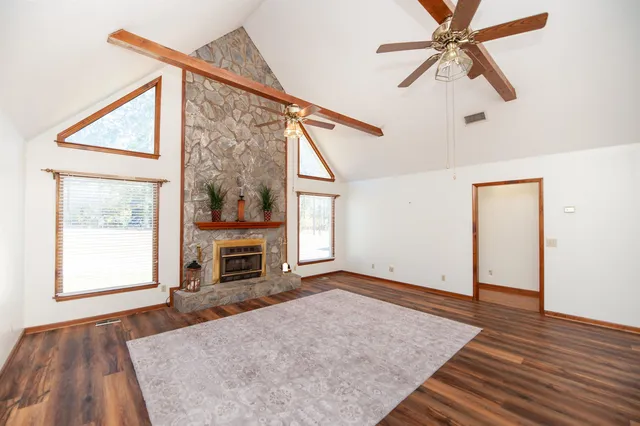 $379,900 | 250 Garden Lakes Drive, Blacksburg, SC 29702