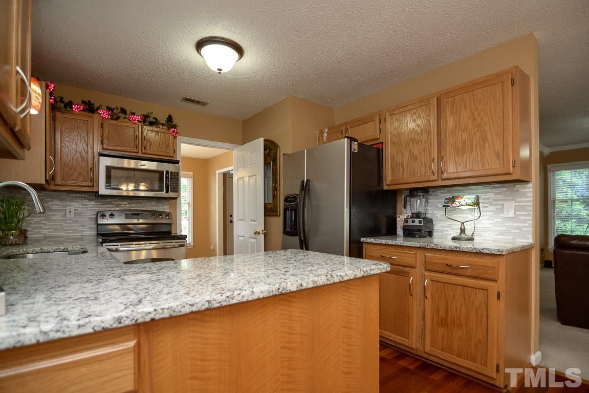 12224 Jarden Court Raleigh, NC 27613 - Photo 11 of 25 Gallery Image 11