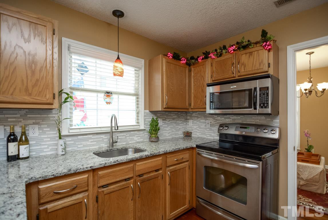 12224 Jarden Court Raleigh, NC 27613 - Photo 13 of 25 Gallery Image 13