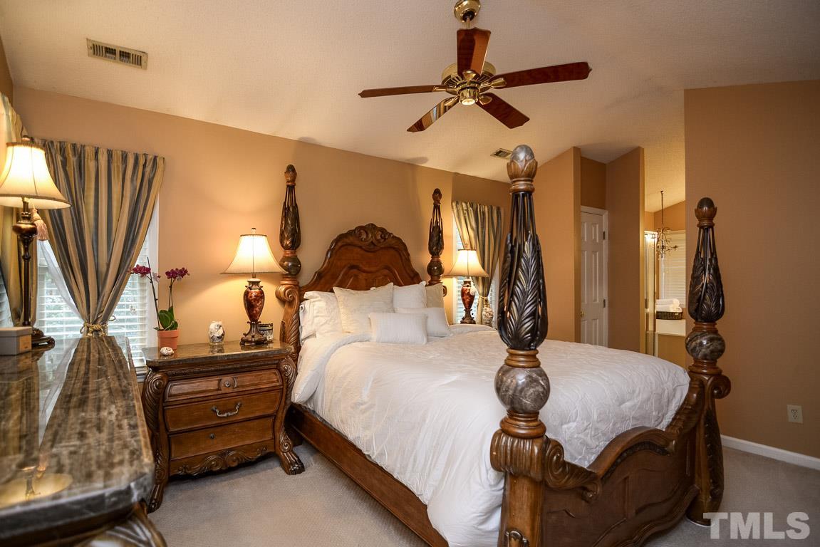 12224 Jarden Court Raleigh, NC 27613 - Photo 17 of 25 Gallery Image 17