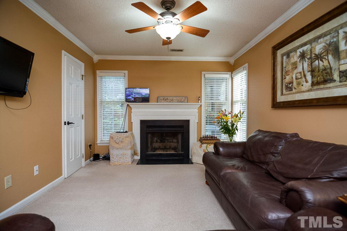 12224 Jarden Court Raleigh, NC 27613 - Photo 3 of 25 Gallery Image 3