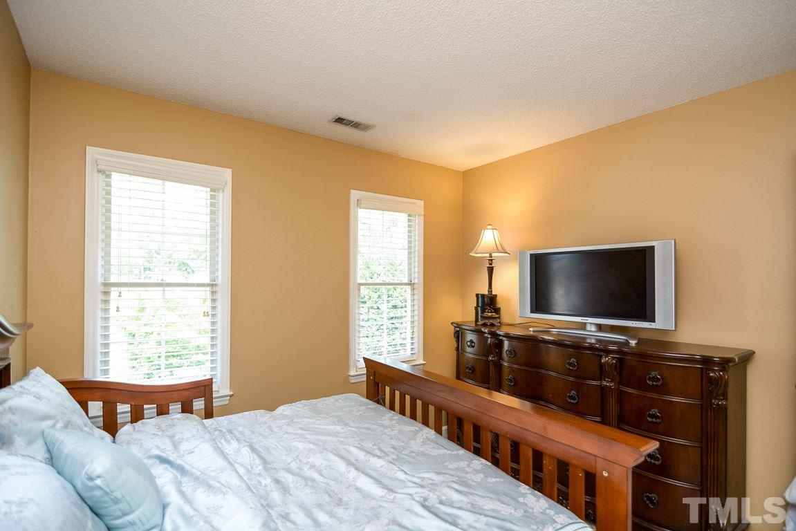 12224 Jarden Court Raleigh, NC 27613 - Photo 22 of 25 Gallery Image 22