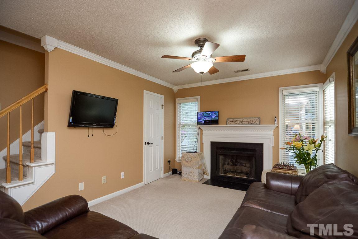 12224 Jarden Court Raleigh, NC 27613 - Photo 6 of 25 Gallery Image 6