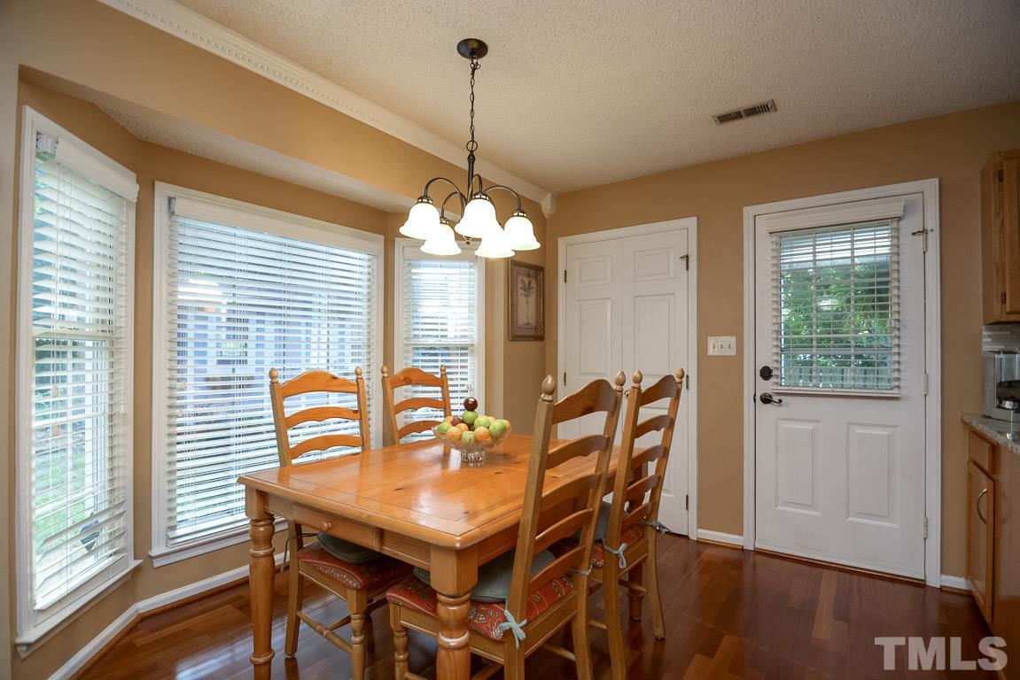 12224 Jarden Court Raleigh, NC 27613 - Photo 9 of 25 Gallery Image 9