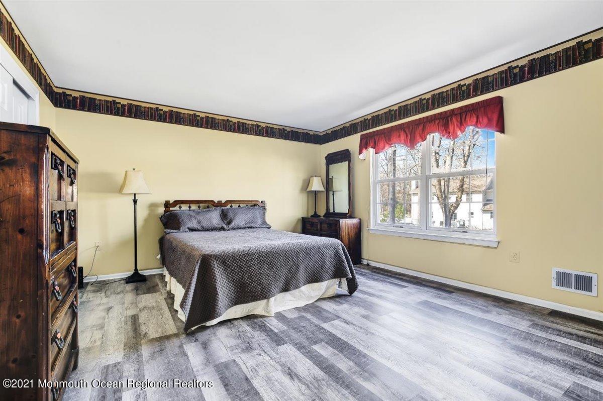 16 Yaffa Road Bayville, NJ 08721 - Photo 22 of 38 33-16YaffaRd_033