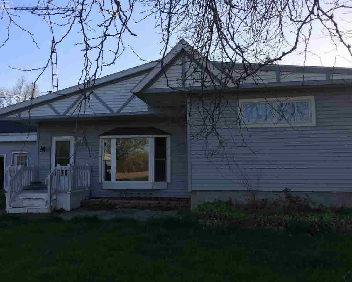 2686 Vandekarr Road Owosso, MI 48867 - Photo 2 of 25 21348609-1.JPG