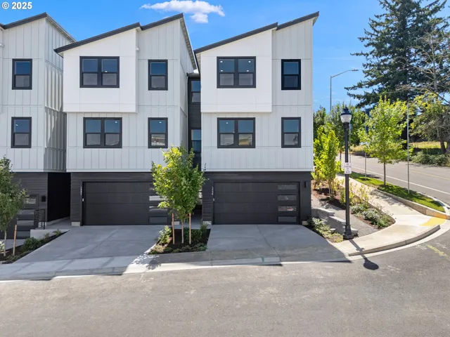$699,000 | 3998 Northwest 64th Avenue, Unit L 20, Camas, WA 98607