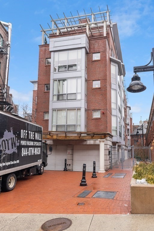 44 Prince Street, Unit 402 Boston, MA 02113 - Photo 20 of 21