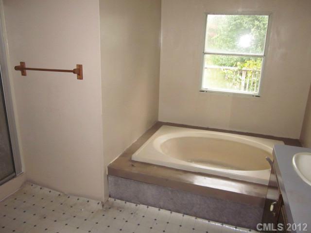 2155 Little Mountain Road Alexis, NC 28006 - Photo 8 of 10 Gallery Image 8