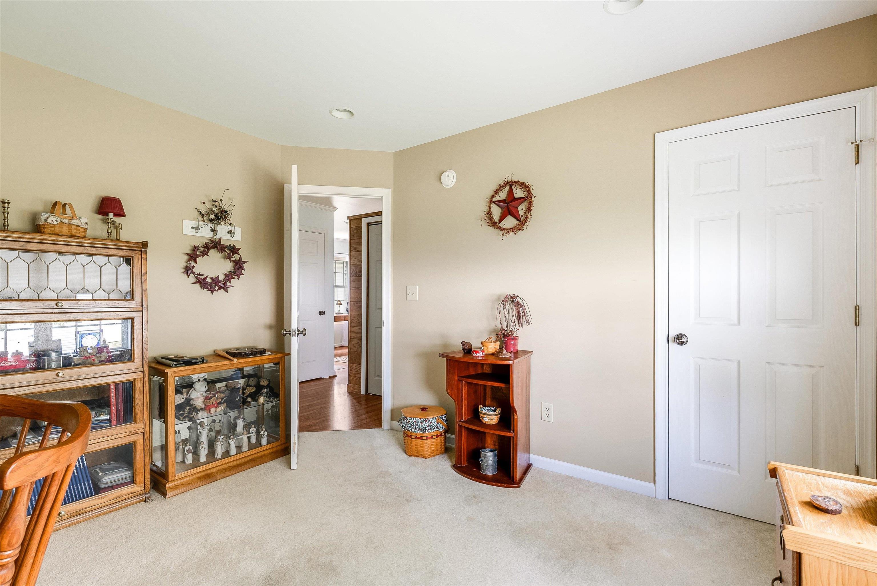 100 Fall Ridge Drive Stuarts Draft, VA 24477 - Photo 24 of 35 Gallery Image 24