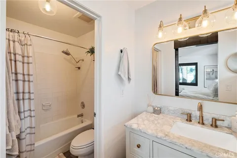 $985,000 | 2118 Grant, Unit 1, Redondo Beach, CA 90278