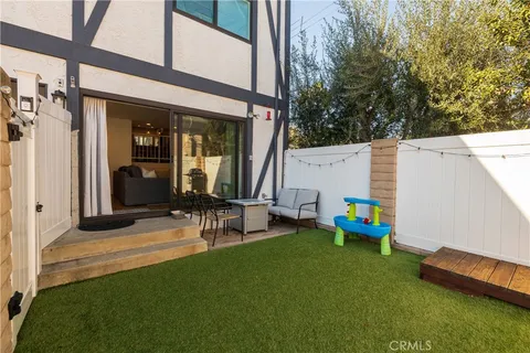 $985,000 | 2118 Grant, Unit 1, Redondo Beach, CA 90278