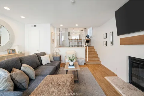 $985,000 | 2118 Grant, Unit 1, Redondo Beach, CA 90278