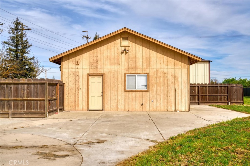 3345 Ave Two Atwater, CA 95301 - Photo 34 of 50 a view of a house with a outdoor space