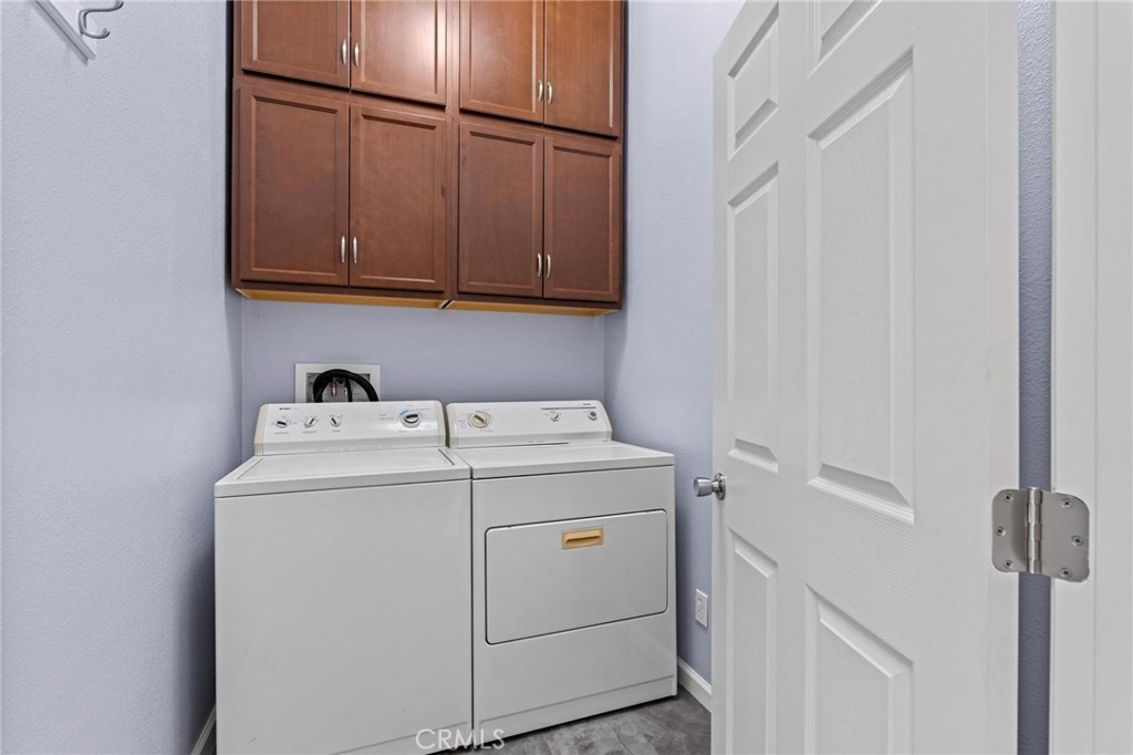 3345 Ave Two Atwater, CA 95301 - Photo 42 of 50 a utility room with dryer and washer