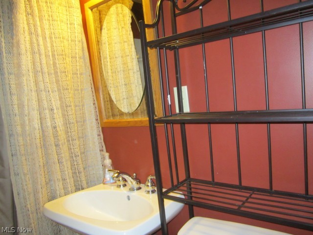 4484 Fulton Road Cleveland, OH 44144 - Photo 6 of 16 Gallery Image 6