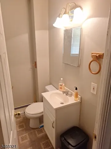 $950 | 301 North White Horse Pike, Unit 2, Laurel Springs, NJ 08021