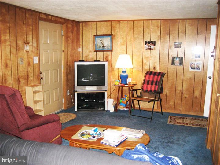 5 Robin Road Holland, PA 18966 - Photo 10 of 16 Bedroom 4