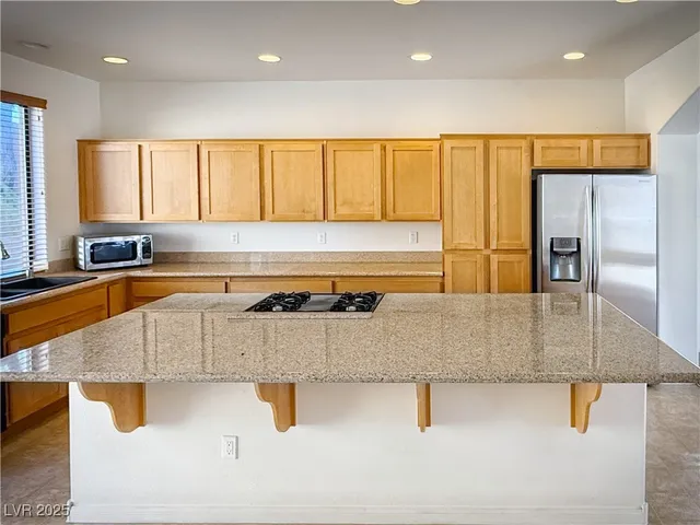 $2,300 | 3933 Bagua Court, Las Vegas, NV 89129