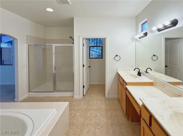 $2,300 | 3933 Bagua Court, Las Vegas, NV 89129