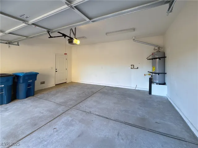 $2,300 | 3933 Bagua Court, Las Vegas, NV 89129