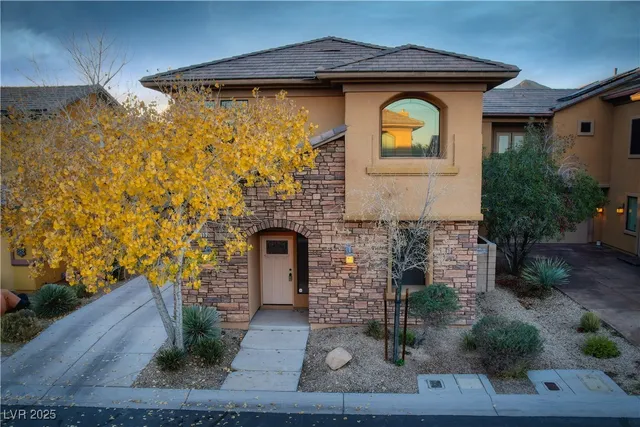 $2,300 | 3933 Bagua Court, Las Vegas, NV 89129