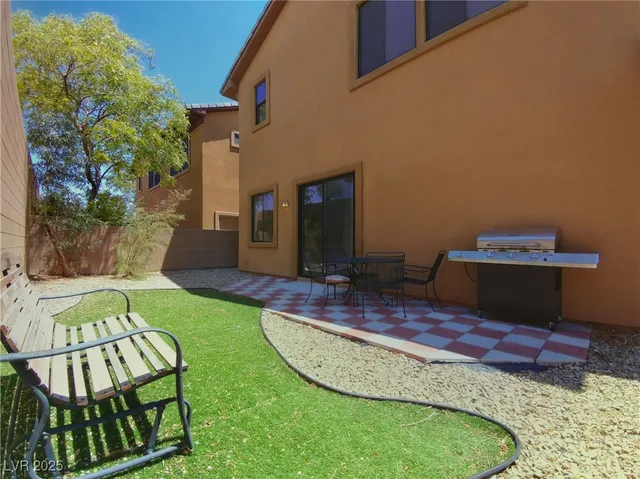 $2,300 | 3933 Bagua Court, Las Vegas, NV 89129