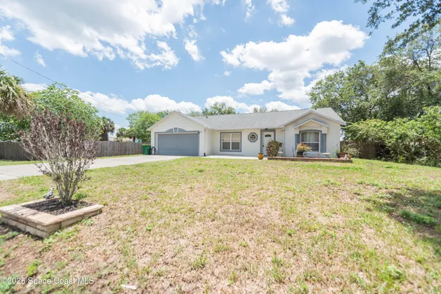 $2,300 | 6121 Corning Road, Port St. John, FL 32927