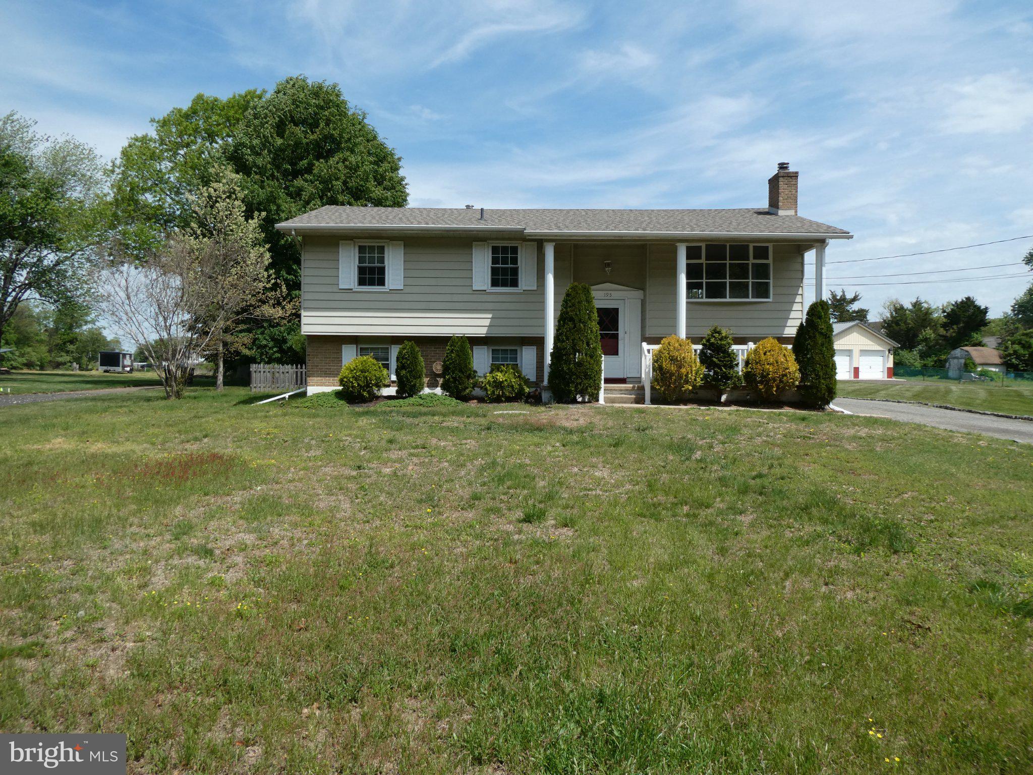 195 Beebetown Road Berlin, NJ 08009 - Photo 1 of 28