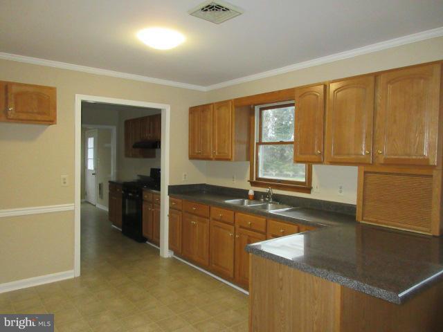 5590 Newton Road Preston, MD 21655 - Photo 8 of 18 Kitchen