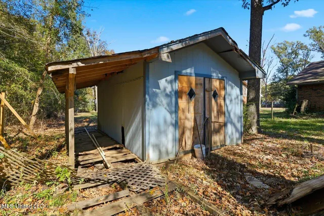 $165,000 | 149 Oak Park Drive, Forest, MS 39074