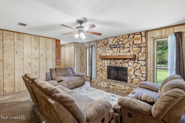 $165,000 | 149 Oak Park Drive, Forest, MS 39074